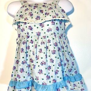 Floral little girls 1980s ruffled apron dress 24 m